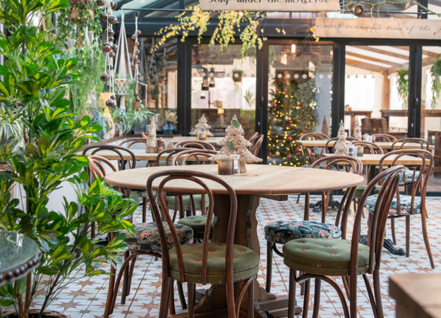 The Lytton Arms, Christmas 22 15